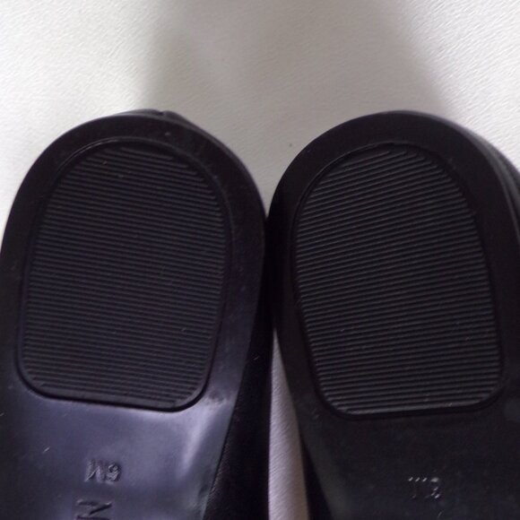 NINE WEST size 6M NW7SPLENDOR black point-toe ballet flats leather uppers - Picture 16 of 16